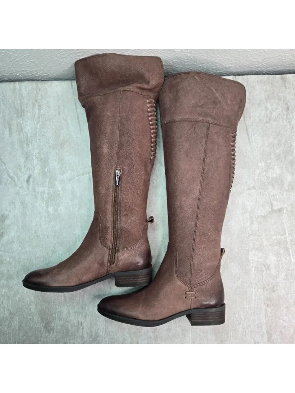 Vince Camuto Equestrian Boots‎ Sz 5 Brown Leather Knee High Tall Western Riding